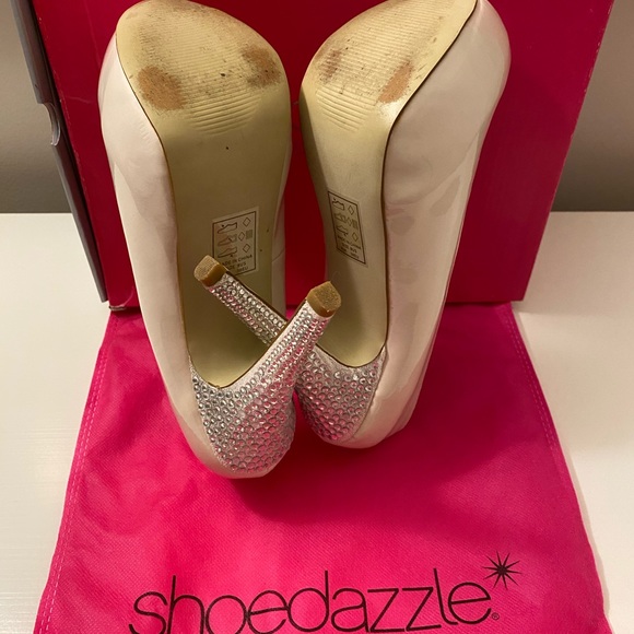 Shoedazzle Patent Leather Pump - Picture 3 of 3